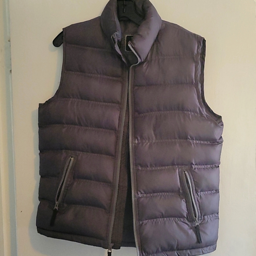 gray puffer vest
